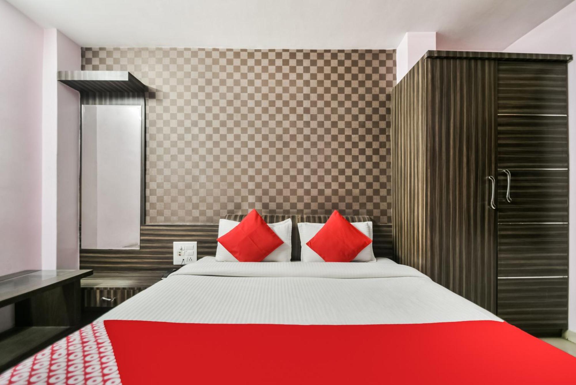 Oyo Hotel Ajanta Hamirgarh Extérieur photo